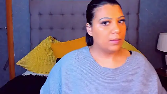 AmyCubes online show from April 4, 2026, 4:08 am