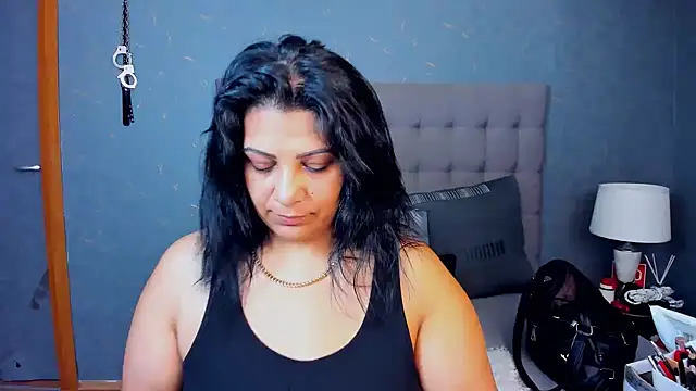 Snapshot of AmyCubes chatting on November 1, 2025, 10:09 am AmyCubes online show from November 1, 2025, 10:09 am