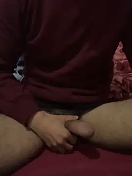 Snapshot of Young_arabe chatting on December 18, 2025, 11:30 pm Young arabe online show from December 18, 2025, 11:30 pm