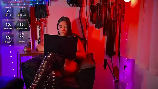 mistresslaviniabr online show from November 14, 2025, 11:41 pm