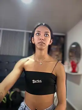 Nikol Rang   online show from September 26, 2025, 6:48 pm