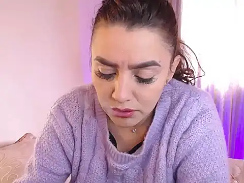 Lu perez online show from October 14, 2025, 5:13 pm