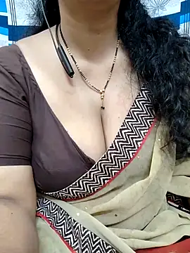 bhuvana555 online show from March 15, 2025, 3:27 pm