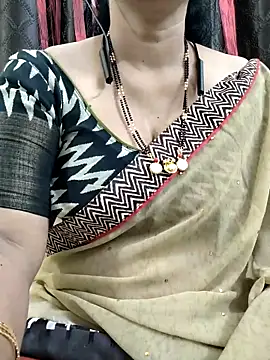 bhuvana555 online show from September 12, 2025, 5:45 pm