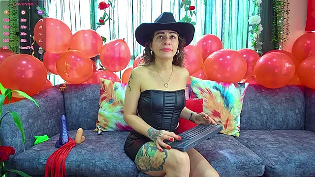 oriana thomson2 online show from March 19, 2025, 1:29 pm