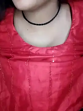 Sreya213 online show from January 31, 2025, 9:16 pm