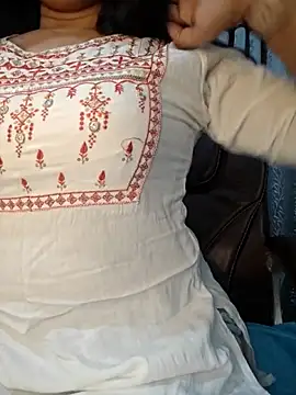 Rina777o online show from March 18, 2026, 5:47 pm