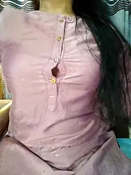 Snapshot of Rina777o chatting on May 27, 2026, 1:48 am Rina777o online show from May 27, 2026, 1:48 am