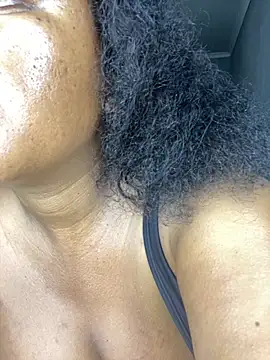 MayaPassion online show from November 26, 2025, 7:36 pm