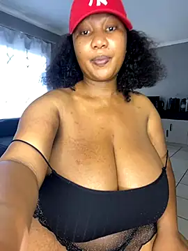 MayaPassion online show from November 25, 2025, 8:47 am