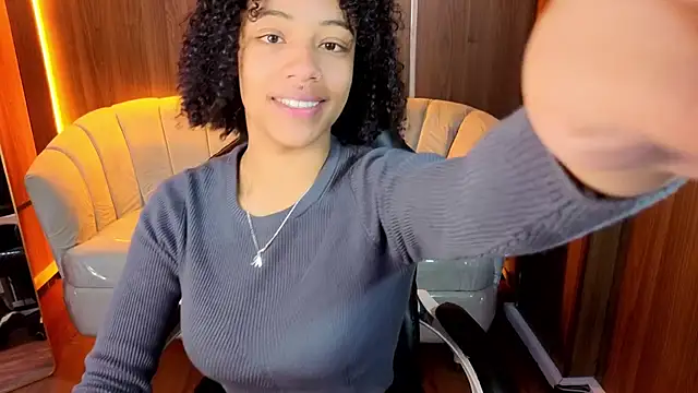 Violeth b online show from January 6, 2026, 12:53 pm