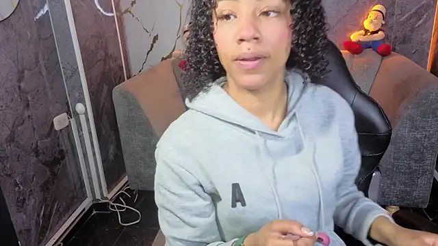 Violeth b online show from March 27, 2026, 1:01 pm