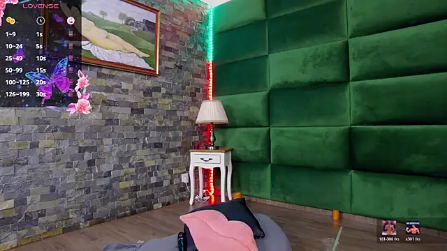 SelenSummer online show from February 14, 2026, 8:09 pm