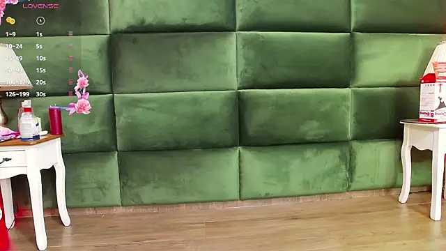 SelenSummer online show from October 2, 2025, 3:54 am