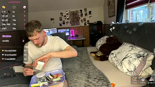 Snapshot of elina_may chatting on February 20, 2025, 3:41 pm elina may online show from February 20, 2025, 3:41 pm