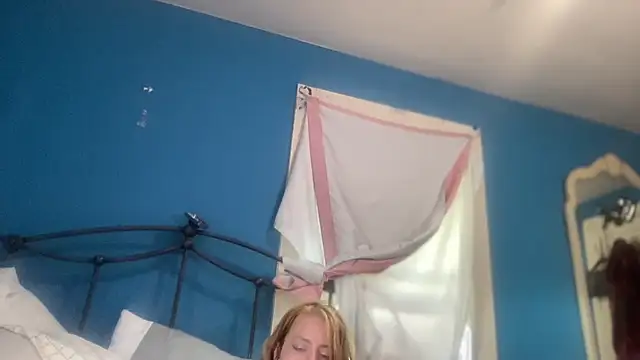 SkarlettRose96 online show from September 26, 2025, 8:38 pm