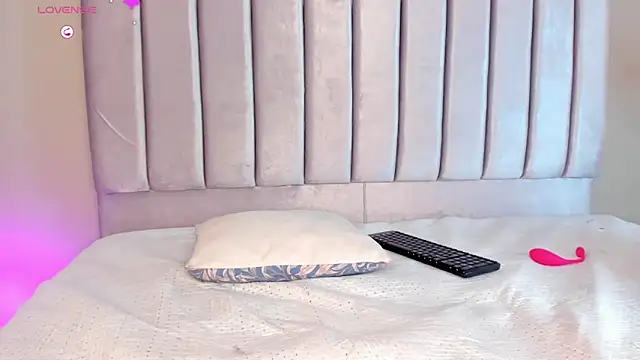 nastyalvanova online show from March 12, 2025, 1:47 am