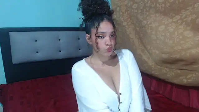 kalipso n-jones online show from February 24, 2025, 8:03 pm