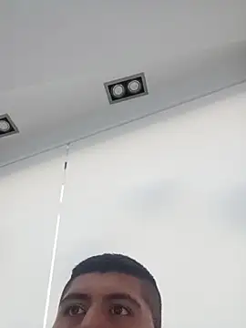 El baby12 online show from April 13, 2026, 3:27 pm