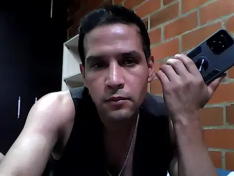 Snapshot of esteban2810m chatting on March 2, 2026, 8:49 pm esteban2810m online show from March 2, 2026, 8:49 pm