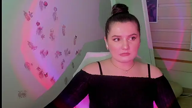 Lei White online show from February 19, 2025, 10:20 pm