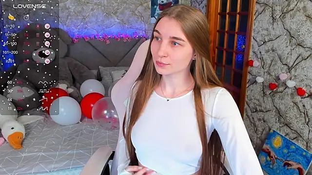  flowersweeet  online show from February 11, 2026, 3:45 pm