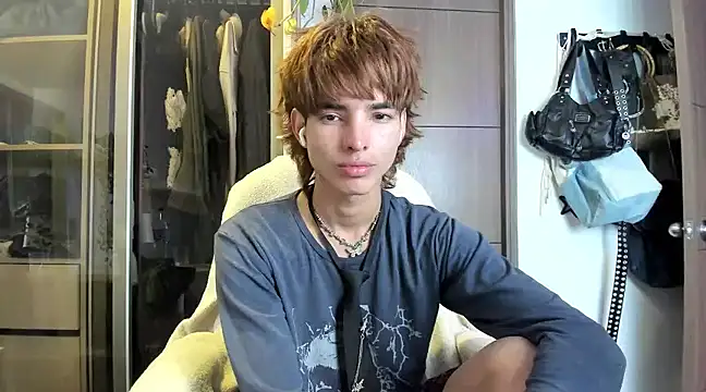 santy-kitty online show from January 25, 2025, 1:10 am