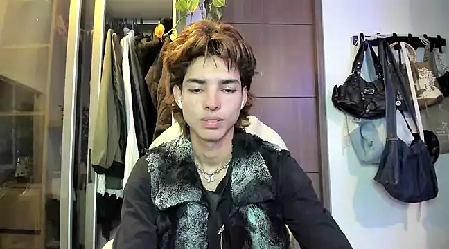 santy-kitty online show from January 26, 2025, 1:09 am