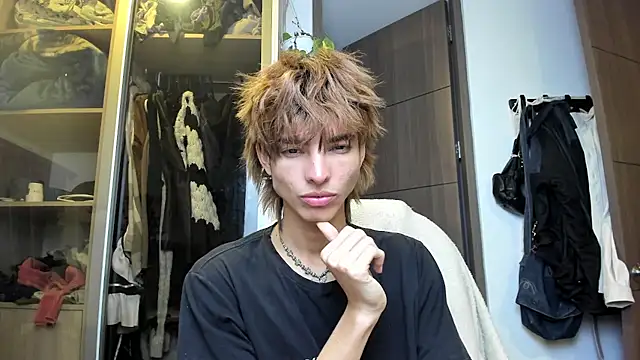 santy-kitty online show from February 14, 2025, 5:30 am