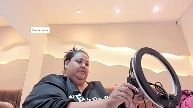 Alisson am online show from April 18, 2026, 11:56 am