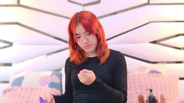 AlliciaKim online show from January 8, 2026, 7:20 pm