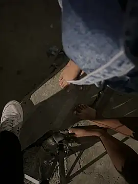 perlita05 online show from March 21, 2025, 5:00 am