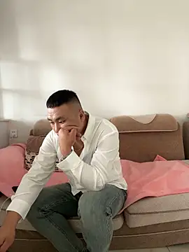 ShaoZian 1 online show from September 23, 2025, 6:31 am