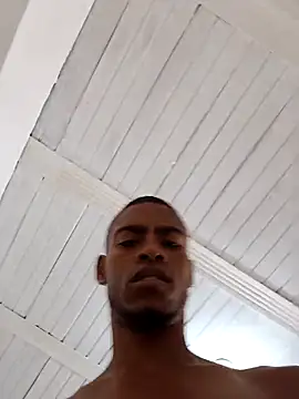 MAXIMO JHONS online show from February 7, 2026, 4:15 pm