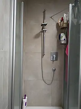 Snapshot of Milas_Dreams chatting on October 15, 2025, 7:38 am Milas Dreams online show from October 15, 2025, 7:38 am