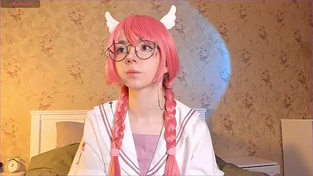 Nora Failure online show from December 9, 2024, 4:56 am