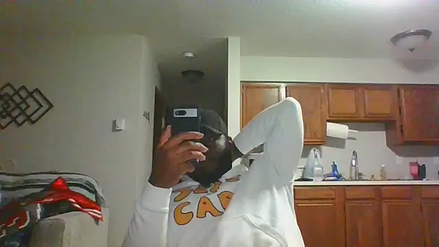 Snapshot of Stayinalive1992 chatting on January 18, 2025, 3:09 am Stayinalive1992 online show from January 18, 2025, 3:09 am