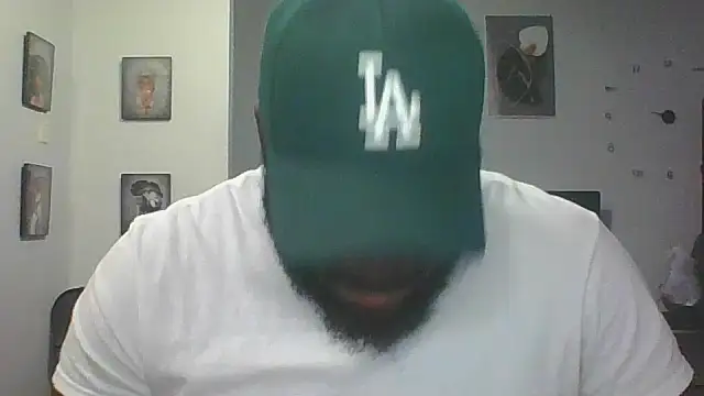 Snapshot of Stayinalive1992 chatting on September 13, 2025, 2:55 am Stayinalive1992 online show from September 13, 2025, 2:55 am