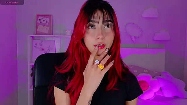 ParisFox  online show from January 14, 2026, 10:02 pm