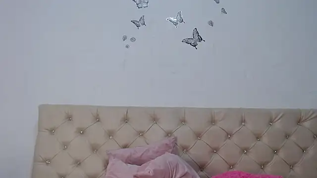 marlymilf6 online show from February 9, 2025, 1:11 am