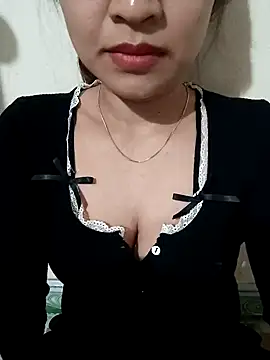 Snapshot of AssAsiancute chatting on January 7, 2025, 4:27 pm AssAsiancute online show from January 7, 2025, 4:27 pm