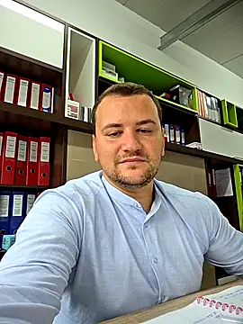 KarlosCarutox online show from September 10, 2025, 11:09 am