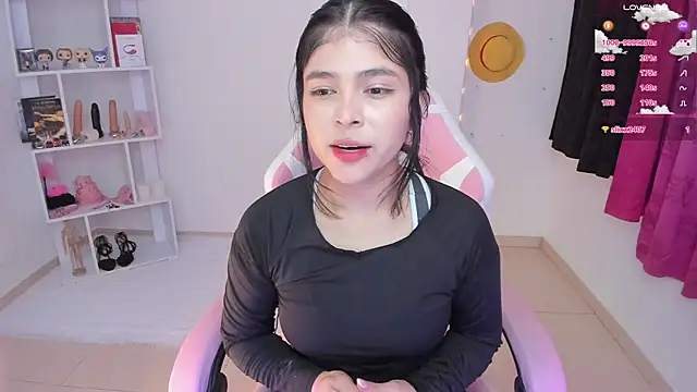 Snapshot of misshoneyxxx chatting on February 20, 2025, 4:07 am misshoneyxxx online show from February 20, 2025, 4:07 am