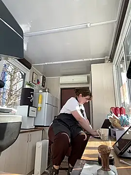 cinnabon  online show from March 1, 2025, 11:17 am