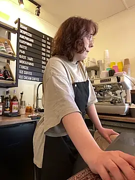 cinnabon  online show from April 10, 2026, 10:44 am