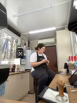 cinnabon  online show from February 6, 2025, 8:29 am