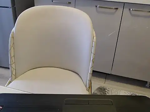 Erotica333 online show from October 11, 2025, 6:58 am