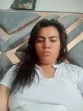 naughty-sharlot online show from January 7, 2025, 1:24 pm