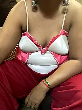 Tameesh sexy mistress online show from October 4, 2025, 10:50 am