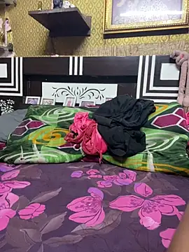 Tameesh sexy mistress online show from February 8, 2026, 7:00 pm